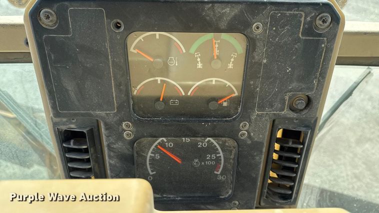 image for item EM2346 Caterpillar 140H motor grader