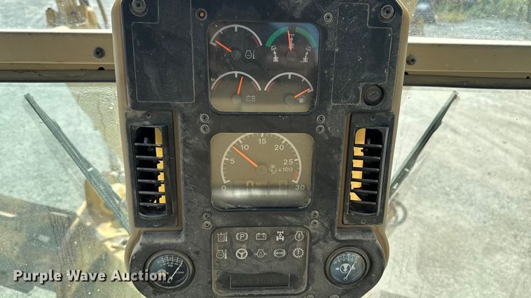 image for item EM2346 Caterpillar 140H motor grader