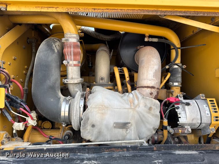 image for item EM2346 Caterpillar 140H motor grader