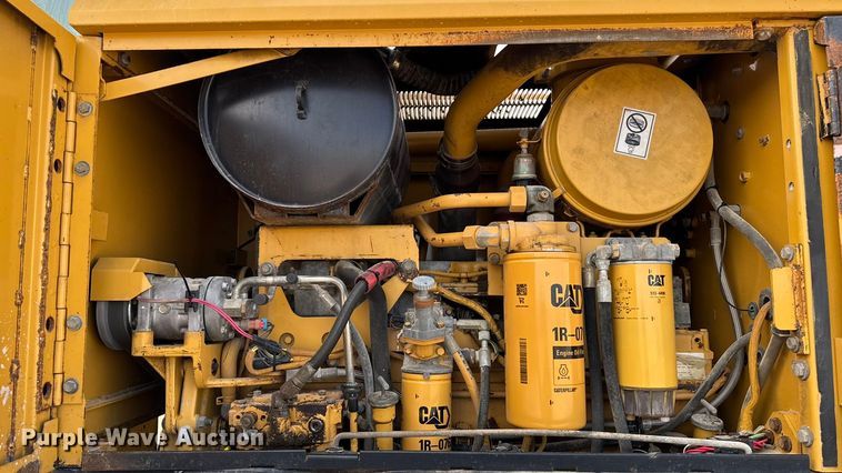 image for item EM2346 Caterpillar 140H motor grader