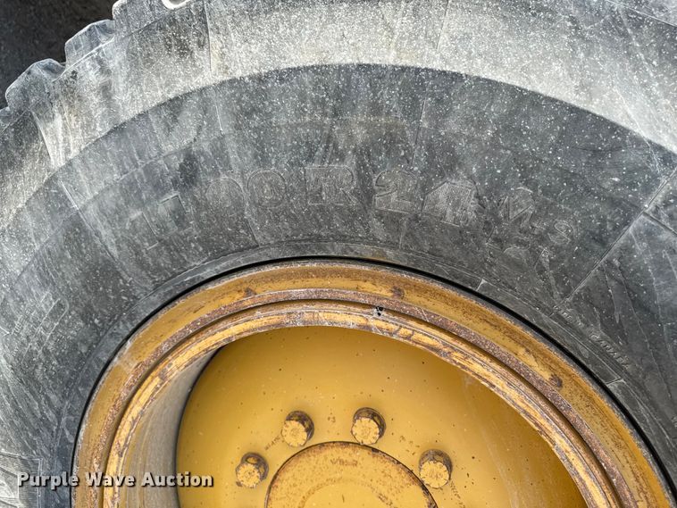 image for item EM2346 Caterpillar 140H motor grader