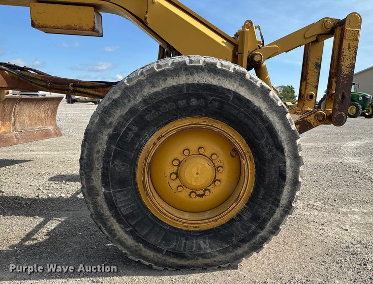 image for item EM2346 Caterpillar 140H motor grader