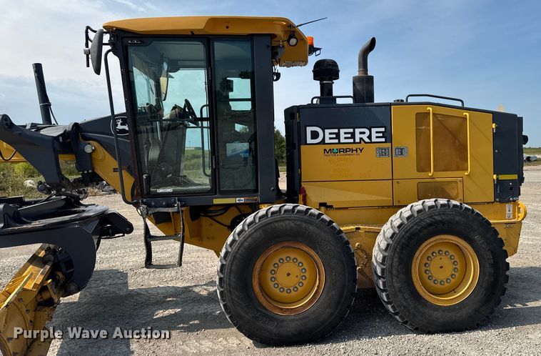 image for item EM2347 2010 John Deere 770G motor grader