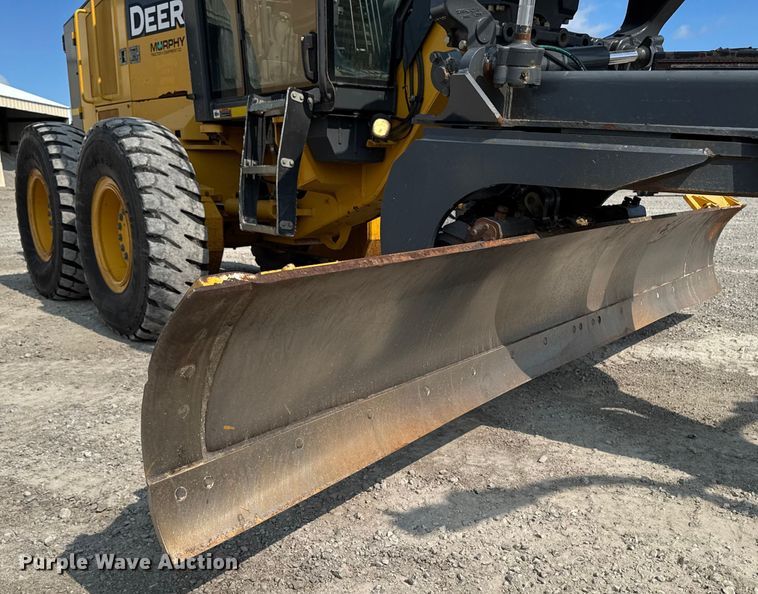 image for item EM2347 2010 John Deere 770G motor grader