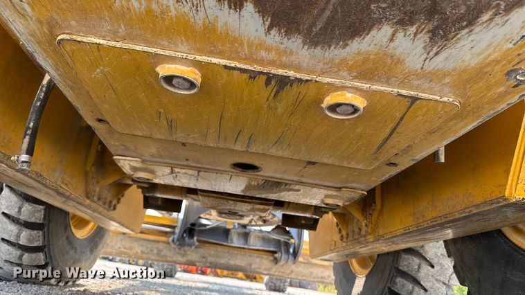 image for item EM2347 2010 John Deere 770G motor grader