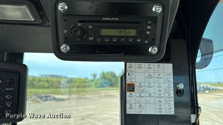 image for item EM2347 2010 John Deere 770G motor grader