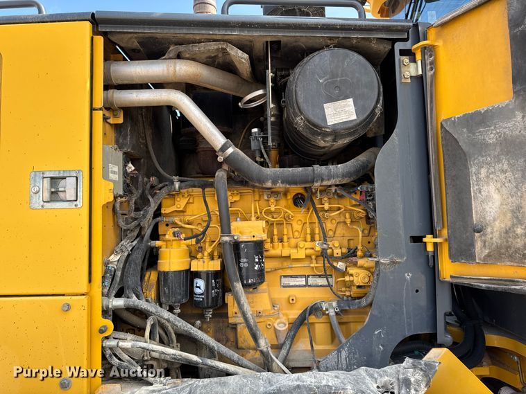 image for item EM2347 2010 John Deere 770G motor grader