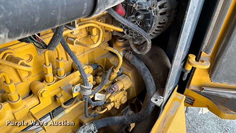 image for item EM2347 2010 John Deere 770G motor grader