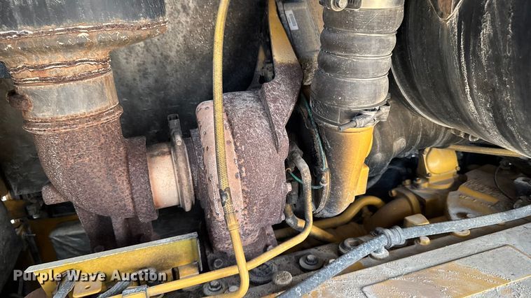 image for item EM2347 2010 John Deere 770G motor grader