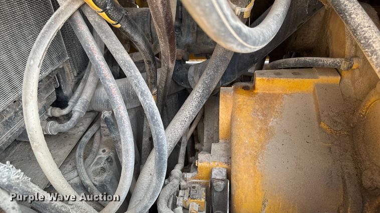 image for item EM2347 2010 John Deere 770G motor grader