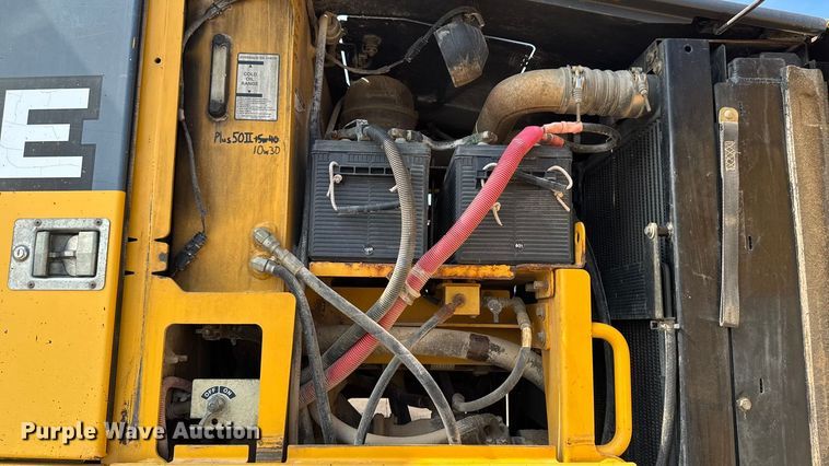 image for item EM2347 2010 John Deere 770G motor grader