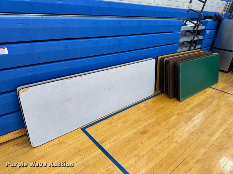 image for item EN5233 Office equipment