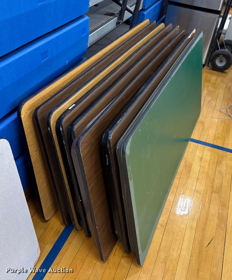 image for item EN5233 Office equipment