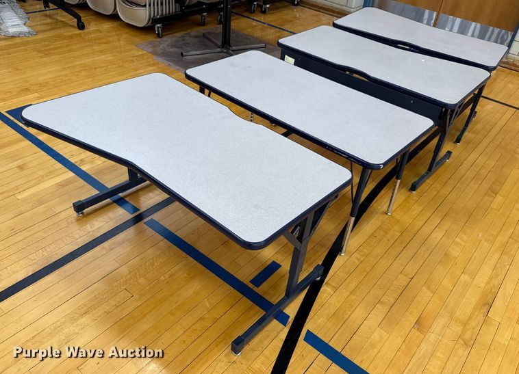 image for item EN5233 Office equipment