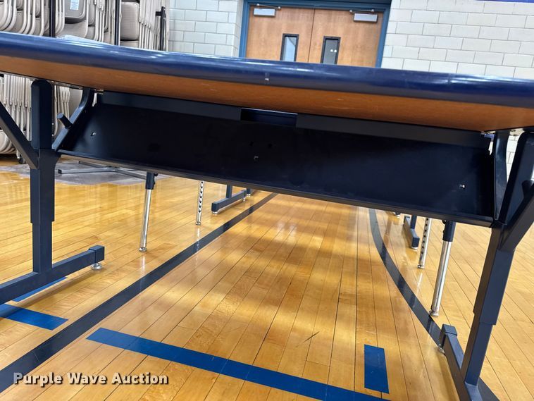 image for item EN5233 Office equipment