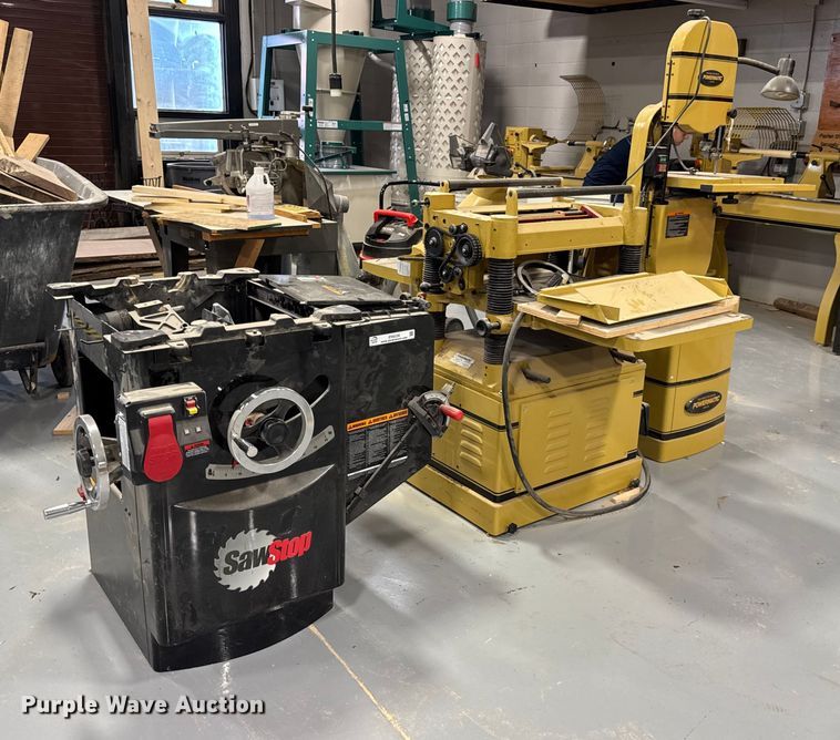 image for item EN5236 Wood working tools