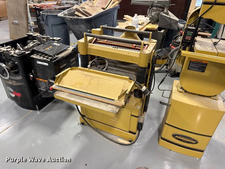 image for item EN5236 Wood working tools