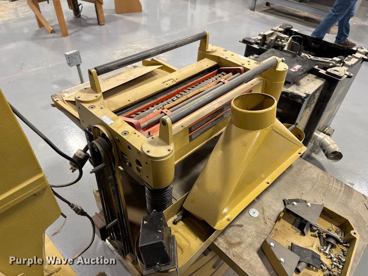 image for item EN5236 Wood working tools