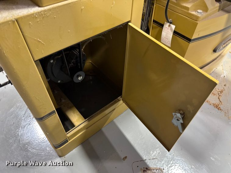 image for item EN5236 Wood working tools