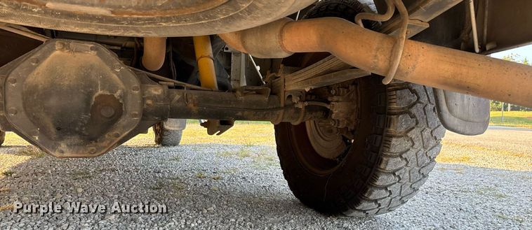 image for item EN5526 2007 Dodge Ram 1500 Quad Cab pickup truck