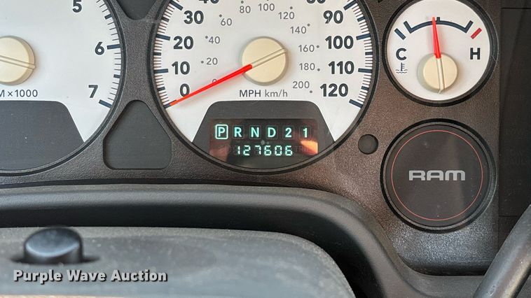 image for item EN5526 2007 Dodge Ram 1500 Quad Cab pickup truck