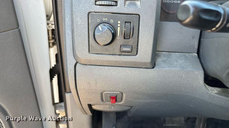 image for item EN5526 2007 Dodge Ram 1500 Quad Cab pickup truck