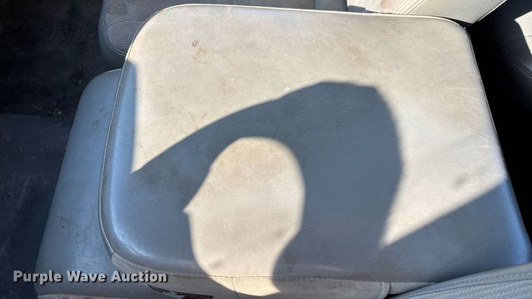 image for item EN5526 2007 Dodge Ram 1500 Quad Cab pickup truck