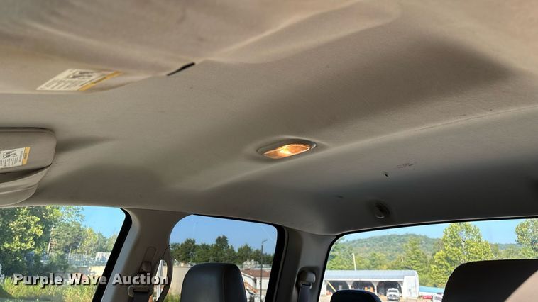 image for item EN5526 2007 Dodge Ram 1500 Quad Cab pickup truck