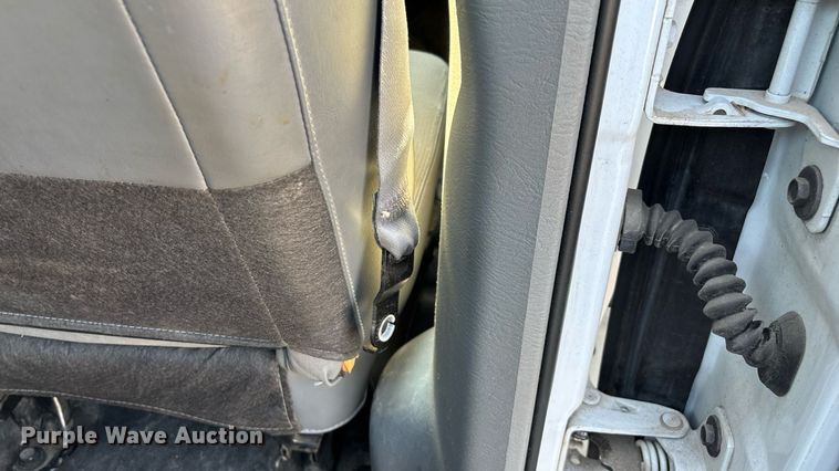 image for item EN5526 2007 Dodge Ram 1500 Quad Cab pickup truck