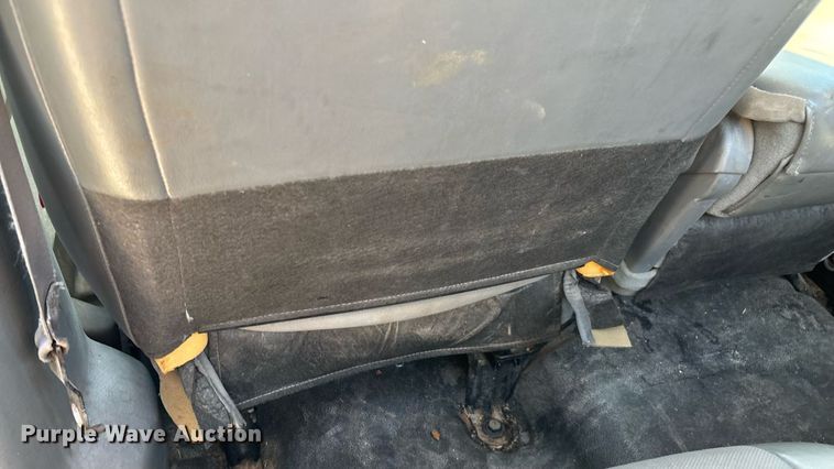 image for item EN5526 2007 Dodge Ram 1500 Quad Cab pickup truck