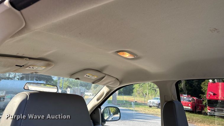 image for item EN5526 2007 Dodge Ram 1500 Quad Cab pickup truck