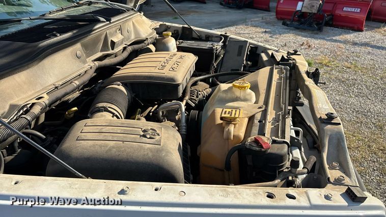 image for item EN5526 2007 Dodge Ram 1500 Quad Cab pickup truck