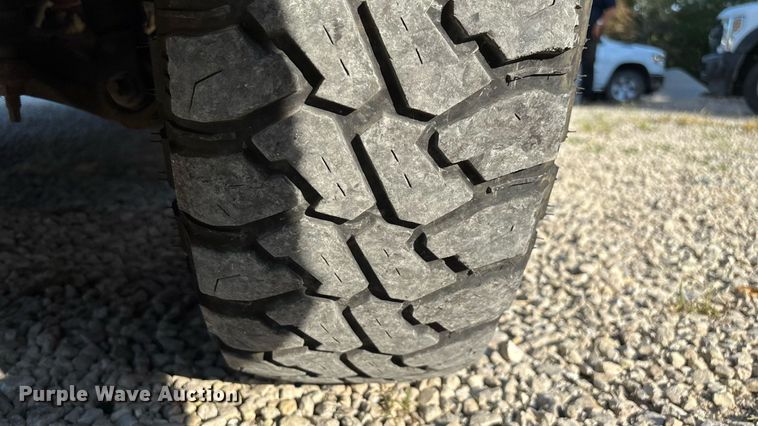 image for item EN5526 2007 Dodge Ram 1500 Quad Cab pickup truck