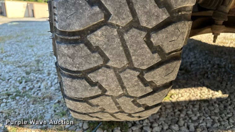 image for item EN5526 2007 Dodge Ram 1500 Quad Cab pickup truck