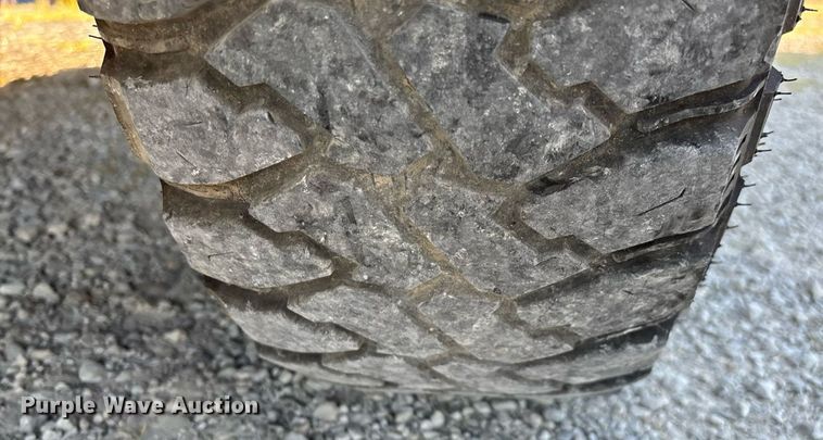 image for item EN5526 2007 Dodge Ram 1500 Quad Cab pickup truck