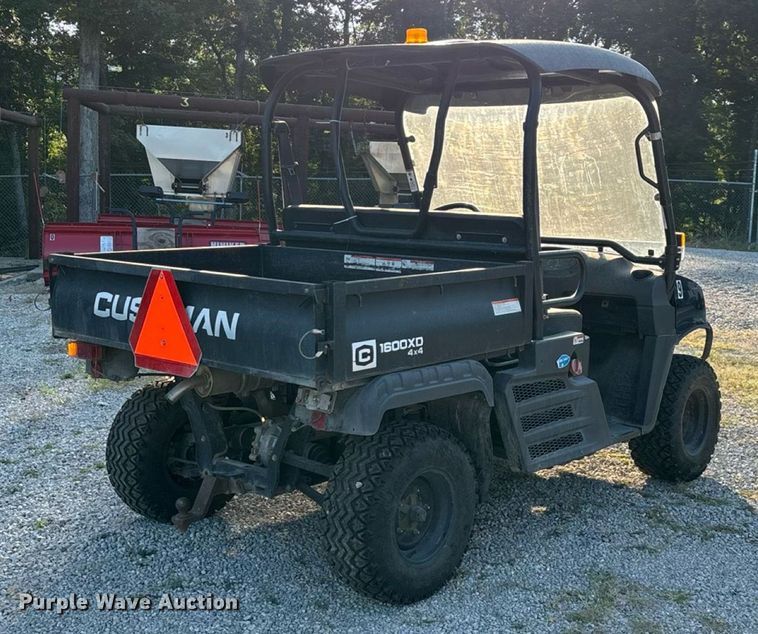 image for item EN5527 Cushman 1600XD utility vehicle