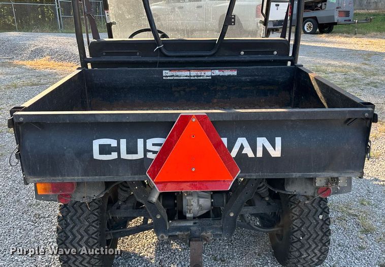 image for item EN5527 Cushman 1600XD utility vehicle
