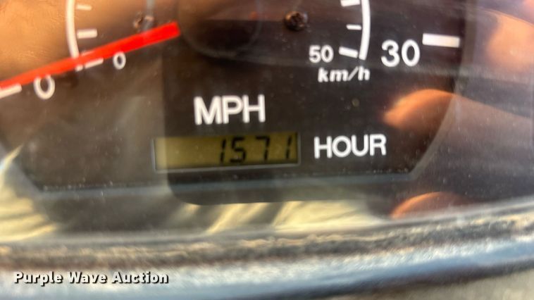 image for item EN5527 Cushman 1600XD utility vehicle