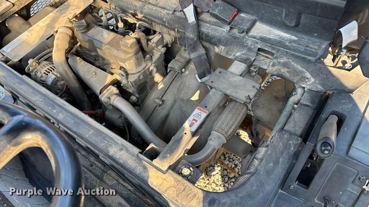 image for item EN5527 Cushman 1600XD utility vehicle