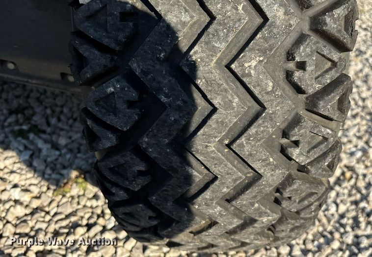 image for item EN5527 Cushman 1600XD utility vehicle