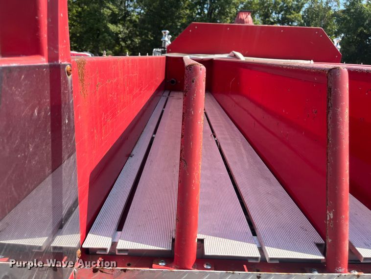 image for item EN5529 1979 Ford 900 pumper fire truck