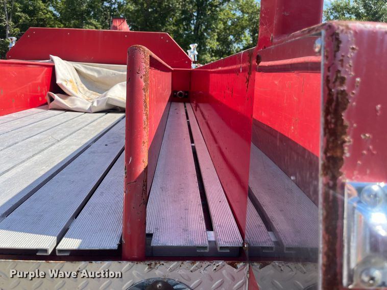 image for item EN5529 1979 Ford 900 pumper fire truck