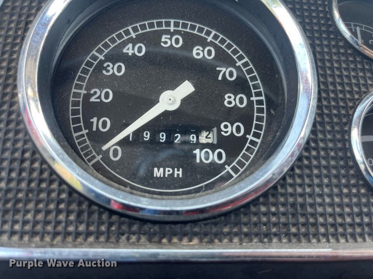 image for item EN5529 1979 Ford 900 pumper fire truck