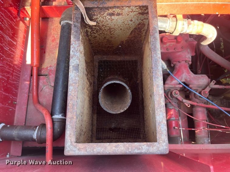 image for item EN5529 1979 Ford 900 pumper fire truck