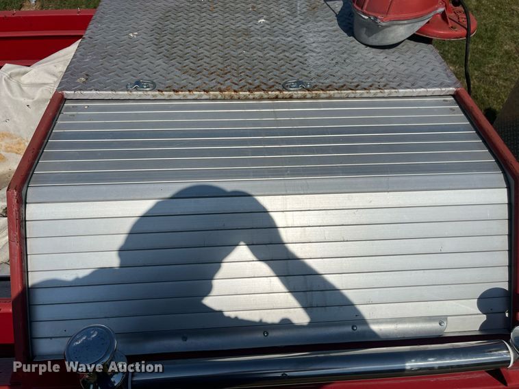 image for item EN5529 1979 Ford 900 pumper fire truck