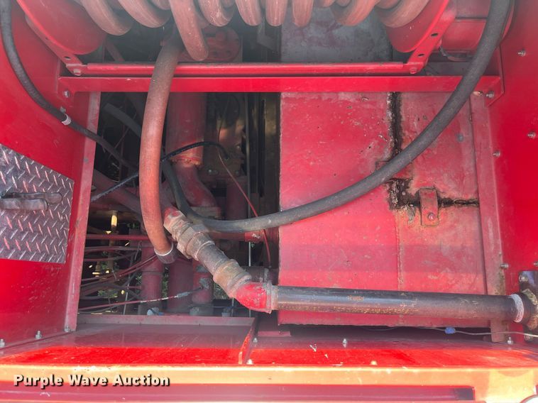 image for item EN5529 1979 Ford 900 pumper fire truck