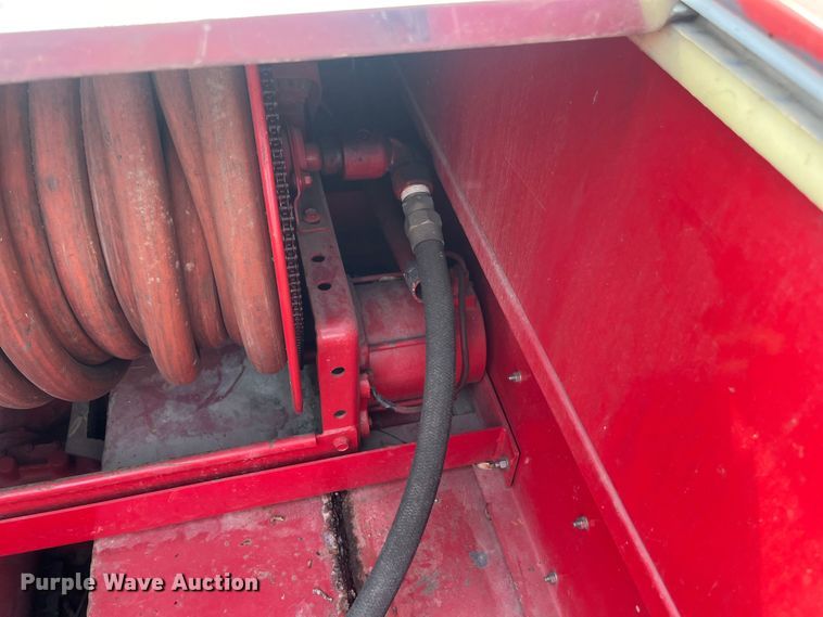 image for item EN5529 1979 Ford 900 pumper fire truck