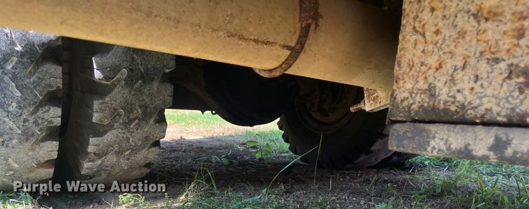 image for item EN5529 1979 Ford 900 pumper fire truck