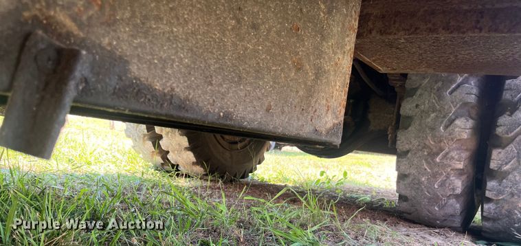 image for item EN5529 1979 Ford 900 pumper fire truck