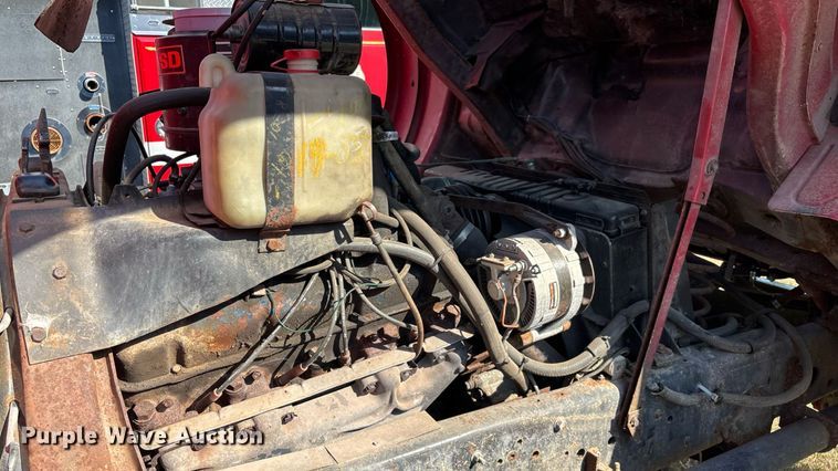 image for item EN5529 1979 Ford 900 pumper fire truck